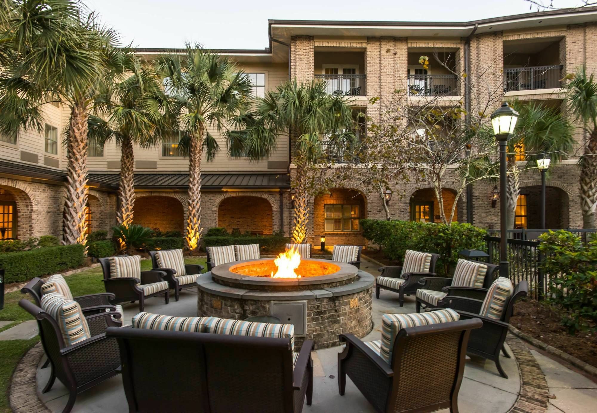 Hotel Courtyard Charleston Mount Pleasant Exterior foto